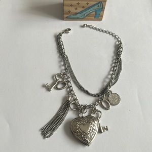 Vintage Minimalist Picture Charm Bracelet